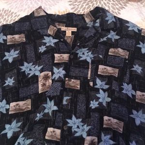 A three button down shit.